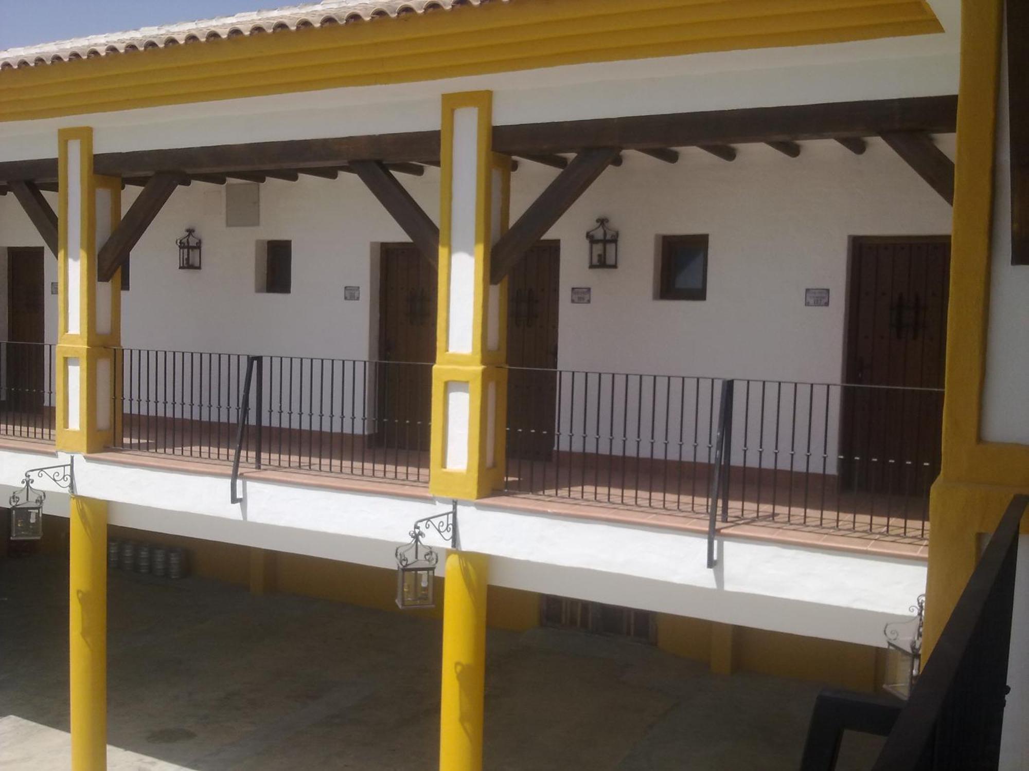 Posada De Jose Mª El Tempranillo Alameda Екстериор снимка
