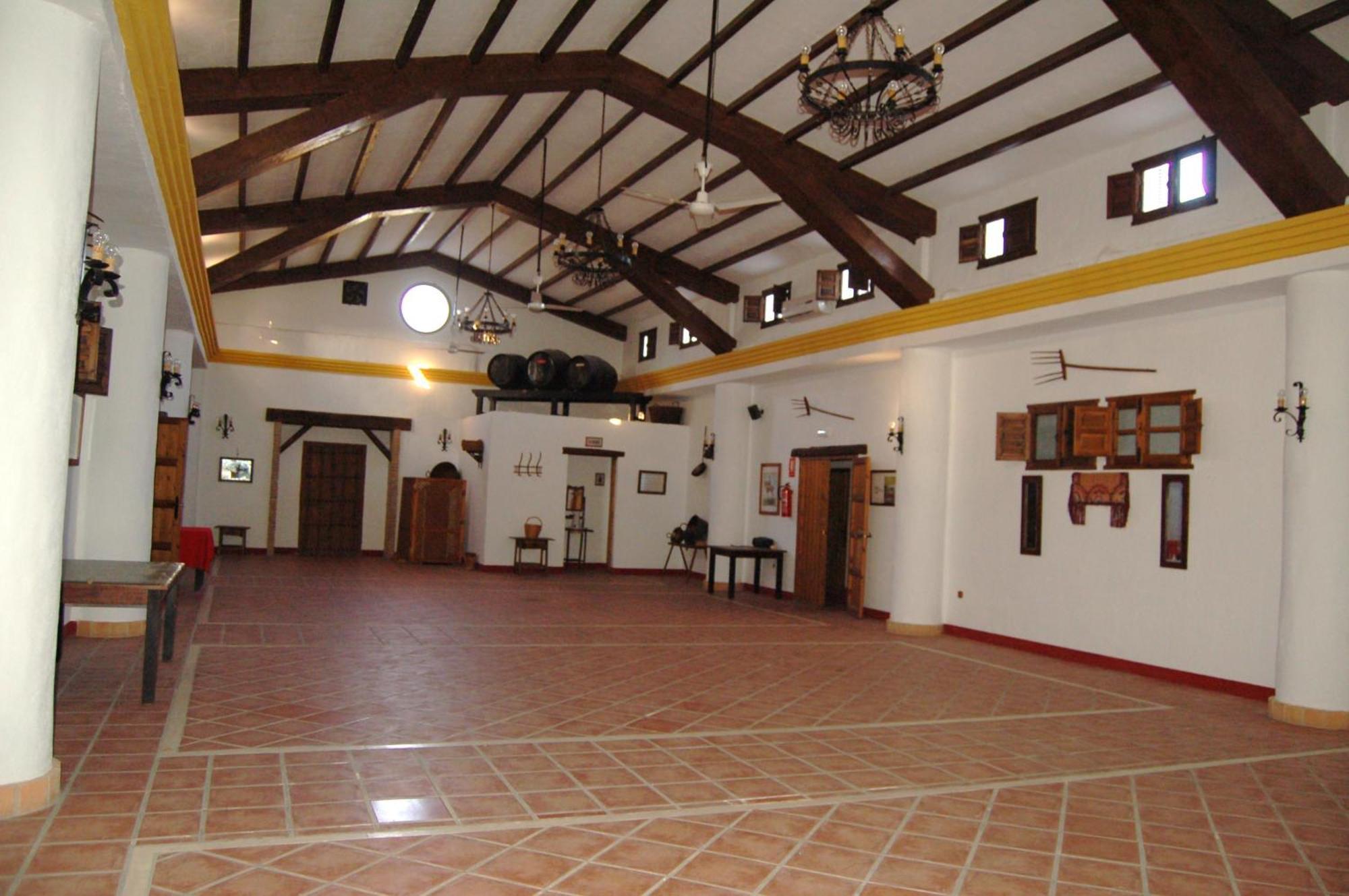Posada De Jose Mª El Tempranillo Alameda Екстериор снимка
